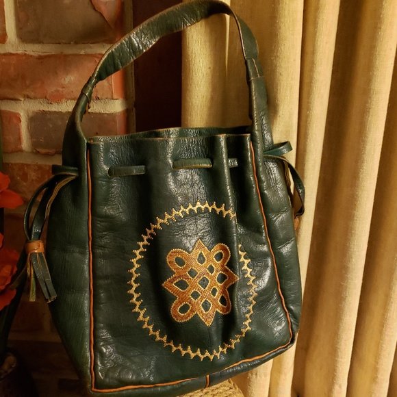 FREE SHIPPING!   Boho India Classic Leather Bag